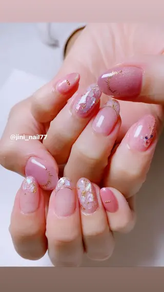 ネイル ジニ ネイルのネイルデザイン