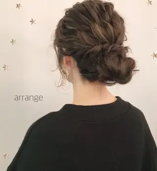 セミロング ヘアアレンジ 市川 千夏のヘアスタイル