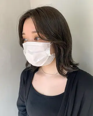 ミディアム カラー 赤みゼロ/透明感 カラー🌿KANTAのヘアスタイル