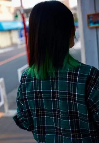 ミディアム カラー 大西 カズマのヘアスタイル