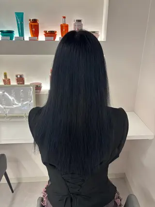 カラー モリシタ チョウのヘアスタイル