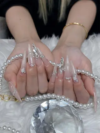 ネイル Eli Muse 新宿ネイルのネイルデザイン