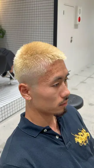 カラー メンズ 🐲ツイスパ🐲 フェード/龍のヘアスタイル