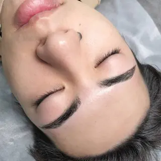 メンズ アイブロウ THE BROW新宿 KONNOの眉毛・アイブロウイメージ