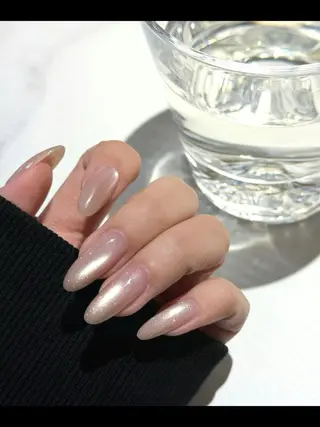 ネイル MoonNail ユリ🌸のネイルデザイン