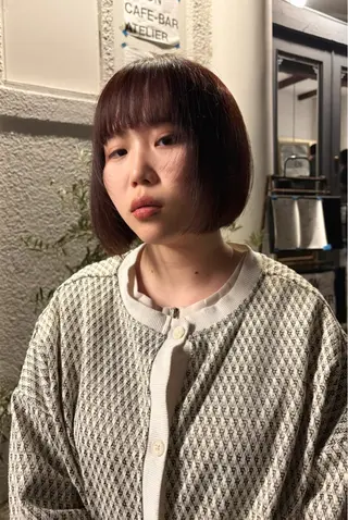 ショート ボブ・カラー 琴音のヘアスタイル