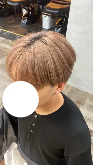 ショート カラー 飯田 雷晟のヘアスタイル