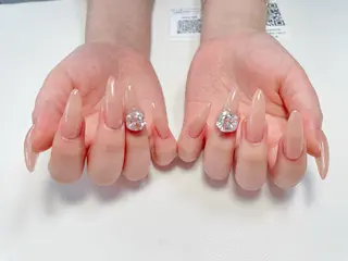 ネイル Mione_ Sonのネイルデザイン