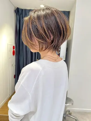 ショート 山嵜 菜織のヘアスタイル