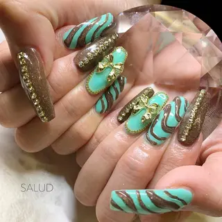 ネイル Nail Salon SALUDのネイルデザイン