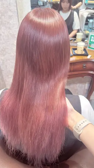 ロング 廣岡 悠愛のヘアスタイル