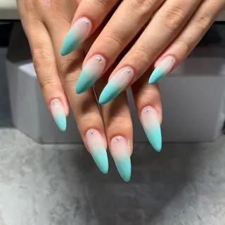 ネイル IROHA NAIL ユウヒのネイルデザイン