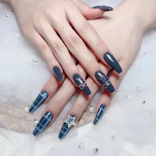 ネイル 🎀M nails✨ ビューティーのネイルデザイン