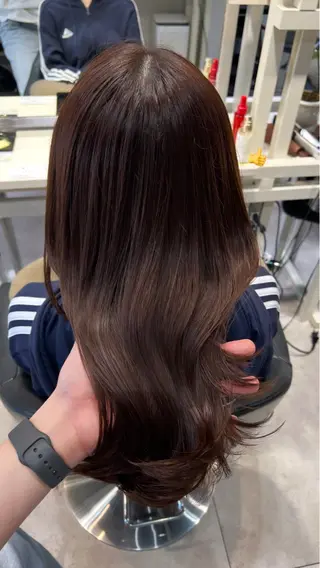 ロング カラー 恵比寿結べるレイヤー 地毛風カラー大場のヘアスタイル