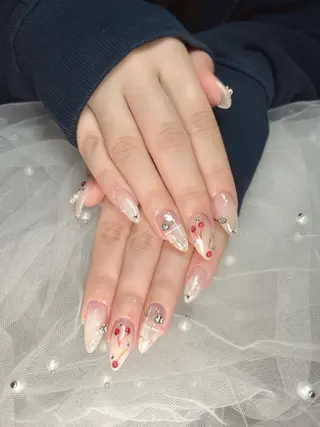 ネイル ゆき 🌻ひまわりサロンのネイルデザイン