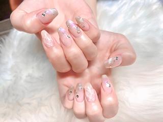 ネイル Yui. Kのネイルデザイン