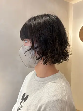 ミディアム パーマ シンバヒナノ/パーマ レイヤー/髪質改善のヘアスタイル