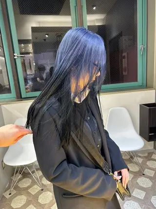 セミロング カラー ブリーチ/ミルクティ ーベージュ/天神大名のヘアスタイル