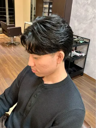 パーマ メンズ 佐藤大翔🌐縮毛矯正 🌐メンズパーマのヘアスタイル