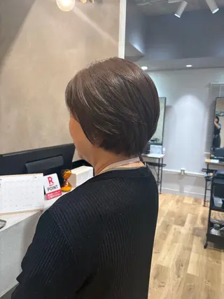 ショート こうやま みるのヘアスタイル