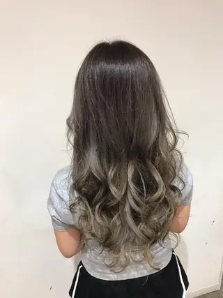 セミロング カラー 髪質改善カラー韓国風 レイヤーtudaのヘアスタイル