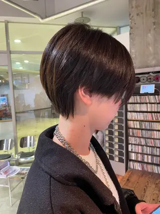 ショート カラー 🪿透明感/艶カラー ﾜﾀﾅﾍﾞｱｵｲのヘアスタイル