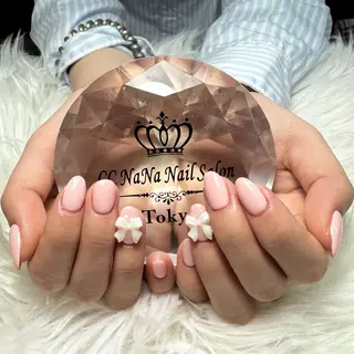 ネイル 💎CC・NaNa 韓国風ネイル🌙Cのネイルデザイン