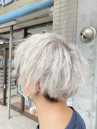 メンズ ゆぴ☾/推しカラー /ハイトーンのヘアスタイル