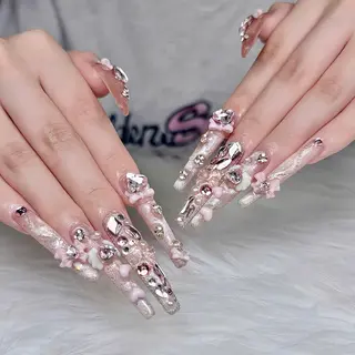 ネイル Julie Nail Hinのネイルデザイン