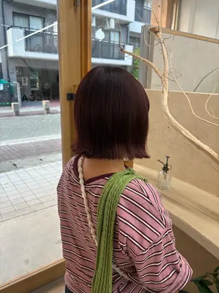 ミディアム -YUCCA- ワカナのヘアスタイル