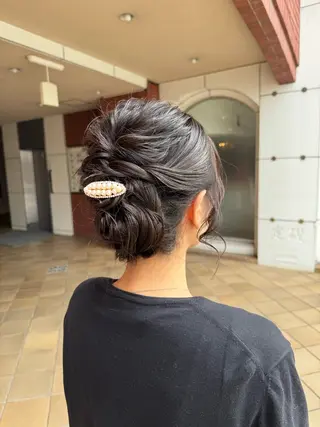 ミディアム ヘアアレンジ ERINA 🤍のマツエク・マツパデザイン