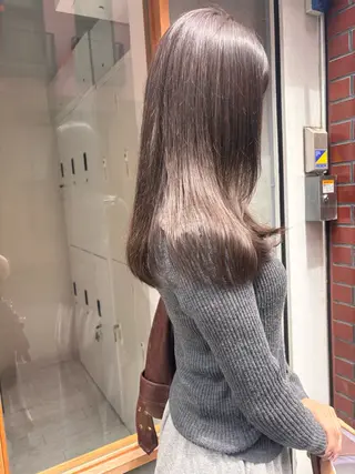 セミロング kana🍃newi 京橋/透明感カラーのヘアスタイル