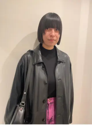ミディアム カラー 渋谷 留菜のヘアスタイル