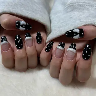 セミロング yuka ⭐︎のネイルデザイン
