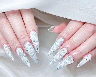 ネイル M🌷nail 長さだし専門店のネイルデザイン