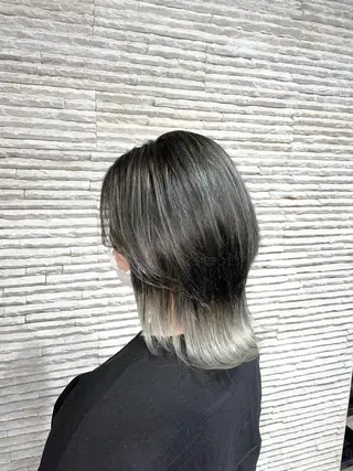 ミディアム カラー 嶋田 ゆきのヘアスタイル