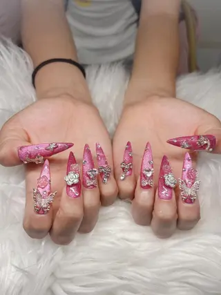 ネイル Lee Nailsのネイルデザイン
