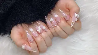 ネイル Rei _Nail 新宿のネイルデザイン