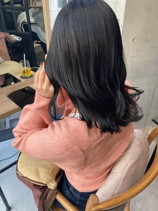 セミロング ✨色持ちの良い艶 カラー✨蟹江真世のヘアスタイル