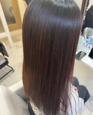 ロング カラー 小山内 遥のヘアスタイル