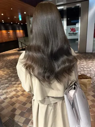 ロング Rita/髪質改善/ ブリーチなしWカラーのヘアスタイル