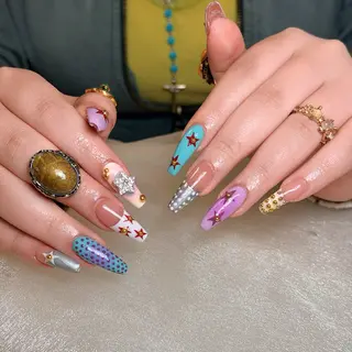ネイル ネイル👑クイーンズ 巧のネイルデザイン