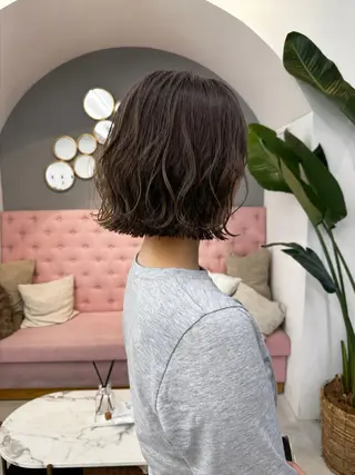 ショート レイヤーカット 瑠輝のヘアスタイル