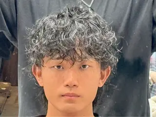 パーマ メンズ 井川　シャドウパーマ ニュアンスパーマのヘアスタイル