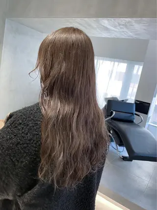 ロング カラー パーマ 🪞透け感&韓国ヘア 🪞honokaのヘアスタイル