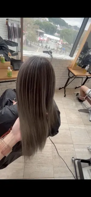 ロング label はしぐち ななみのヘアスタイル