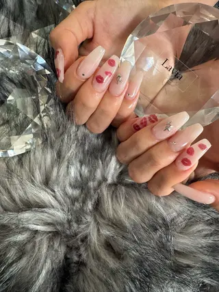 ネイル lavia🖤 ayumiのネイルデザイン