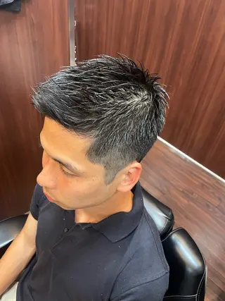 ショート メンズ 大竹 翔のヘアスタイル