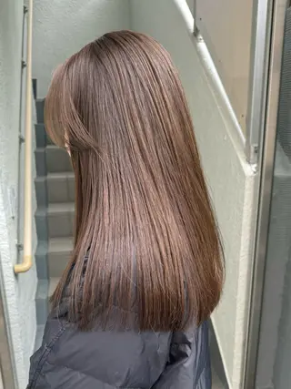 セミロング カラー レイヤーカット 鈴木駿介のヘアスタイル