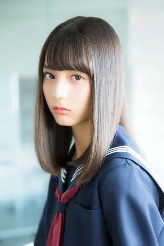 ミディアム 佐藤 和佳菜のヘアスタイル